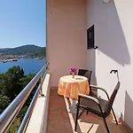 Vala 3*