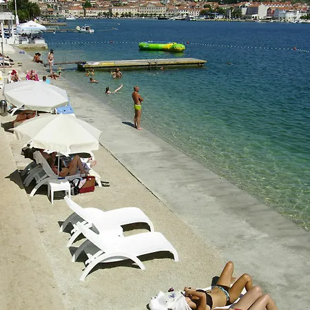 Vala 3*