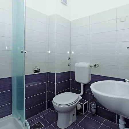 Guest house Vala 3*