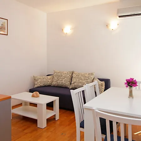Guest house Vala